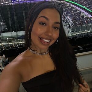 Meet your Posher, Haley